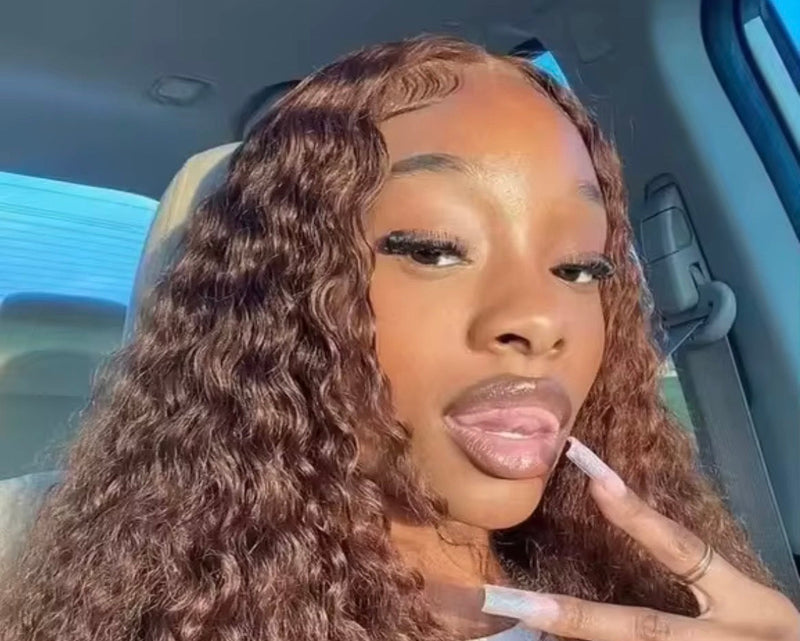 Aisha P. wearing a Victorious Hair unit